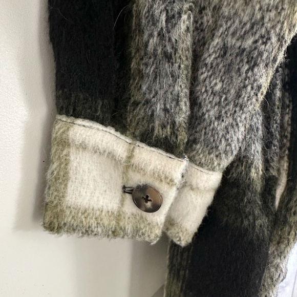 Steve Madden ◡̈ Oversized Flannel Plaid Chloe Shacket NWOT - Picture 6 of 13